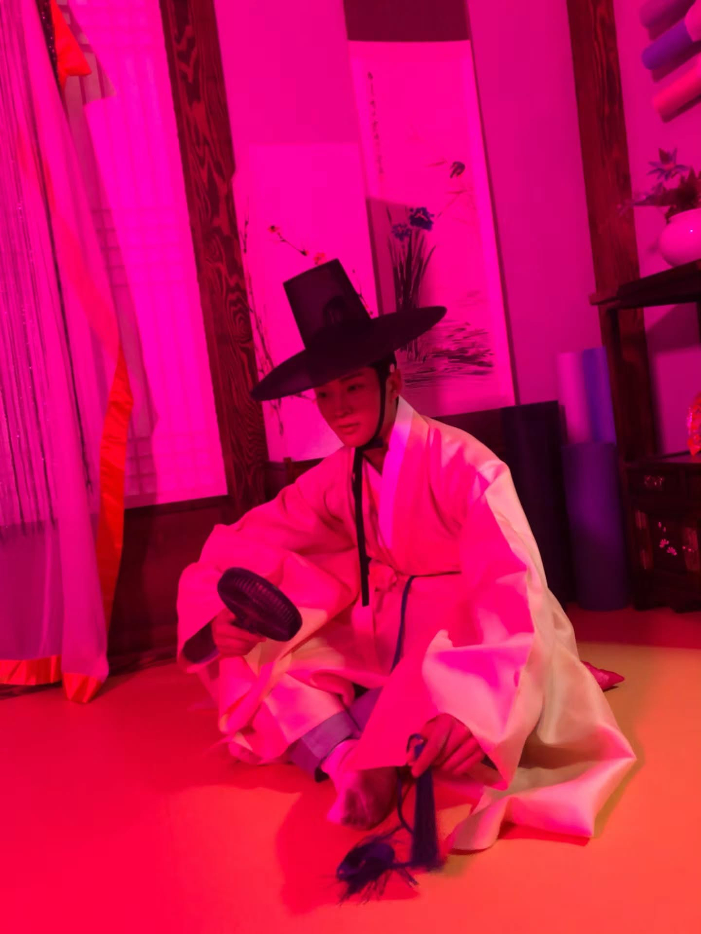 Foto terbaru dari Rowoon