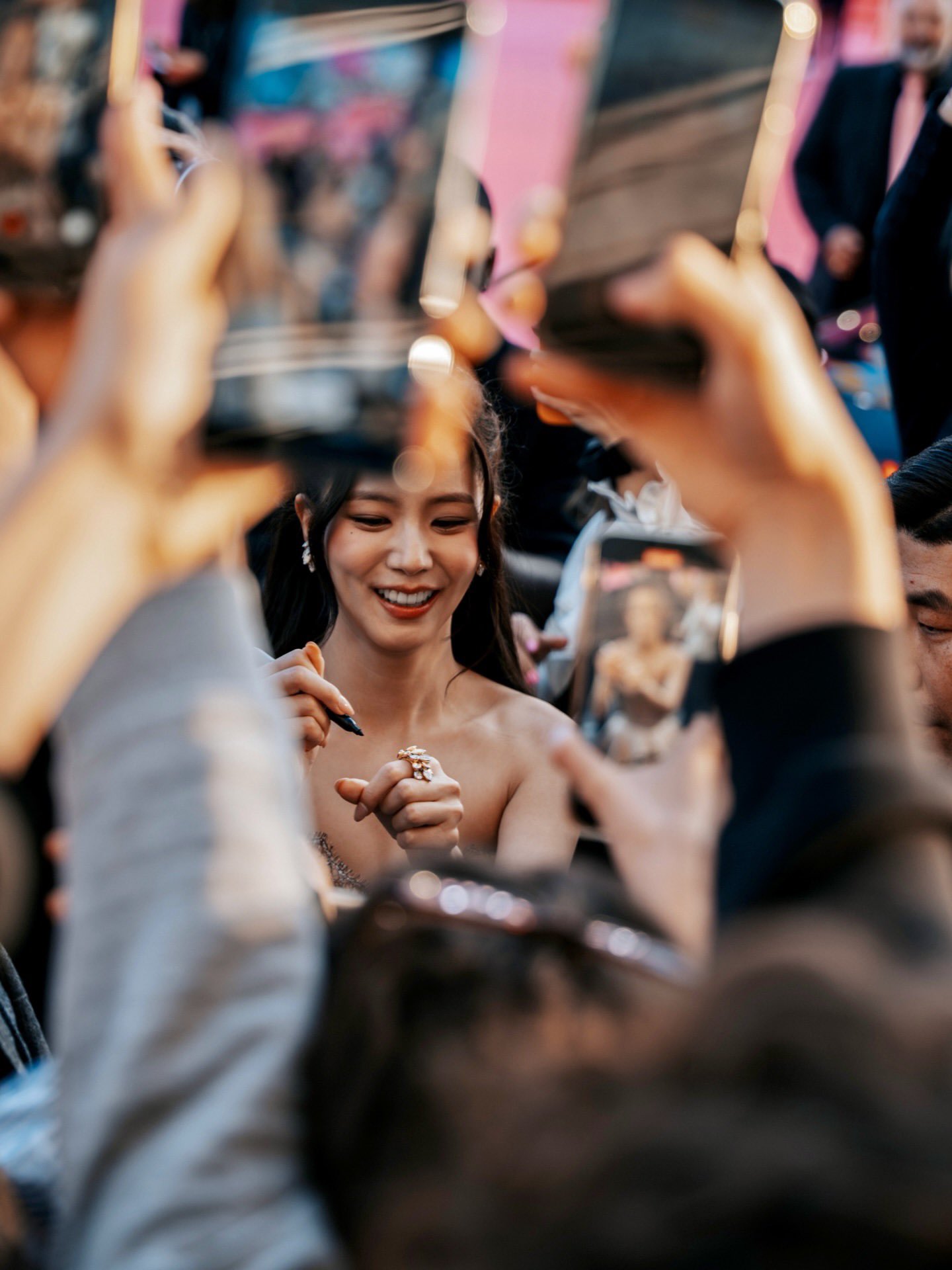 Postingan selebriti populer yang disukai penggemar