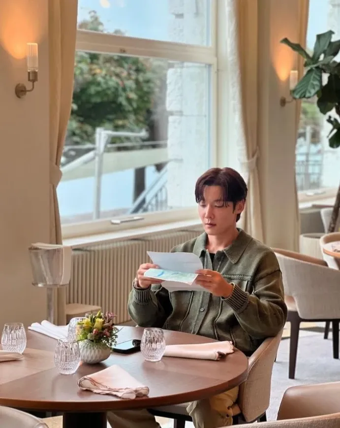 A moment captured by a fan of Choi Jinhyuk