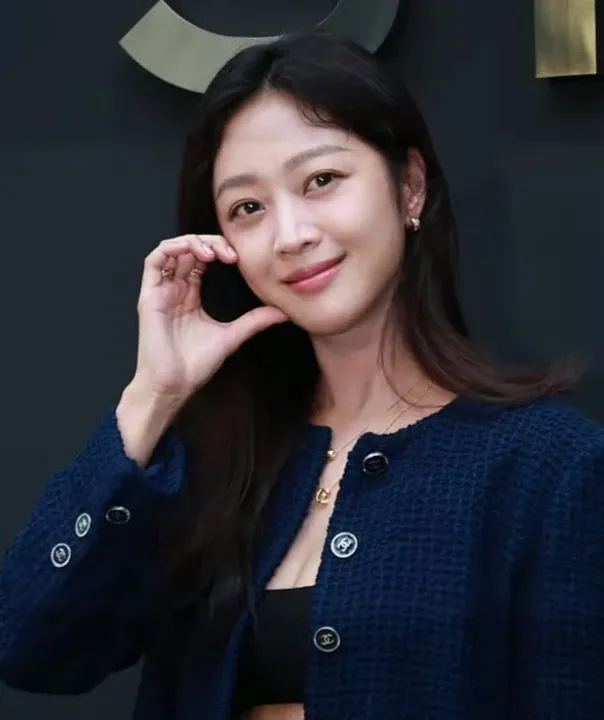 Latest photo of Cho Boah