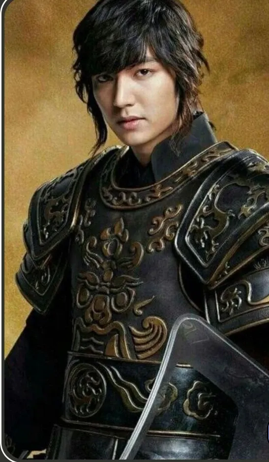 Recent activity shot of Lee Minho