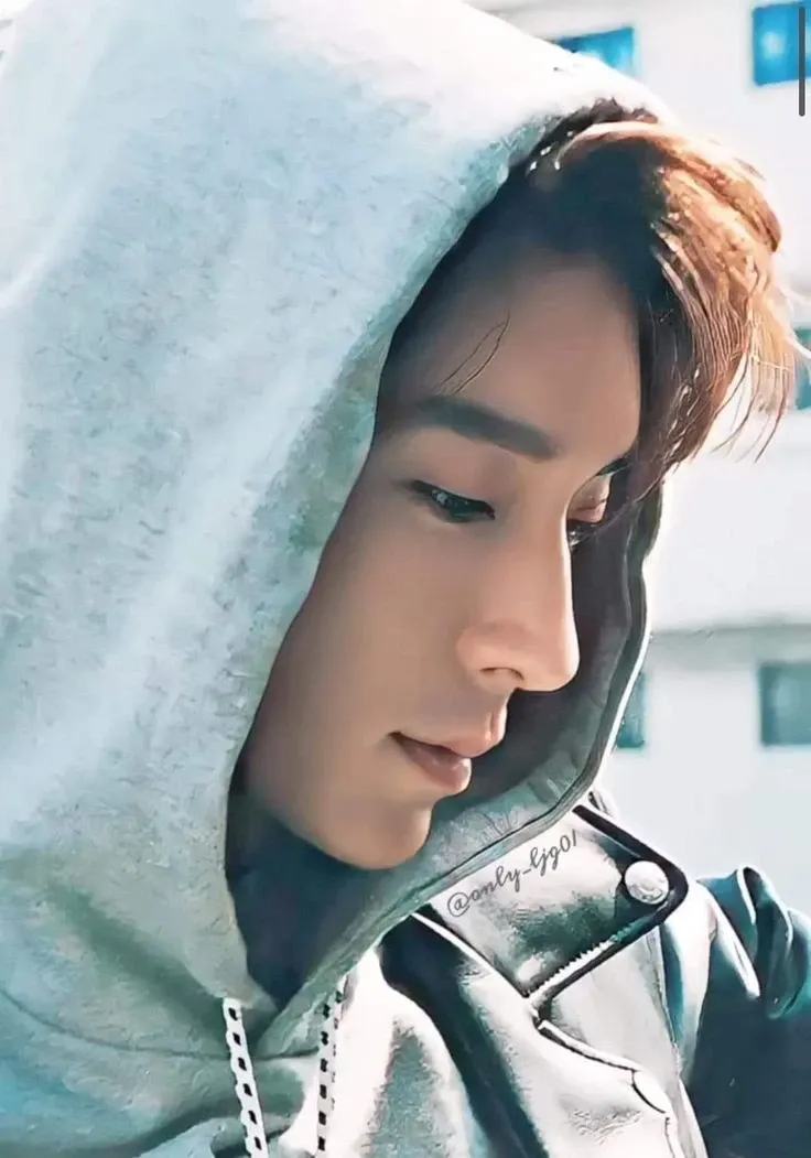 Momen yang diabadikan oleh penggemar Lee Joongi