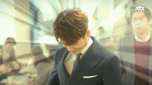 Behind-the-scenes cut of Park Hyungsik