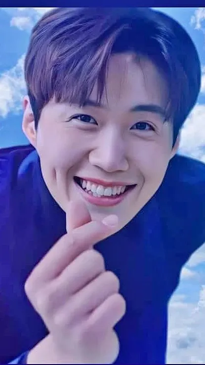 Latest photo of Kim Seonho