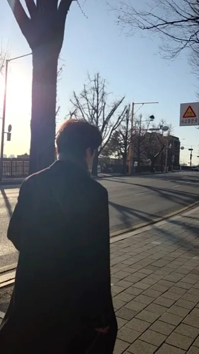 A moment captured by a fan of Chani