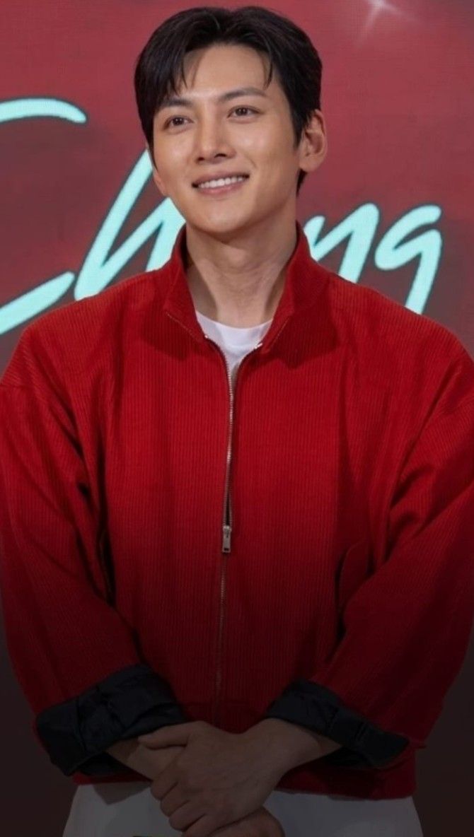 지창욱의 최신 사진