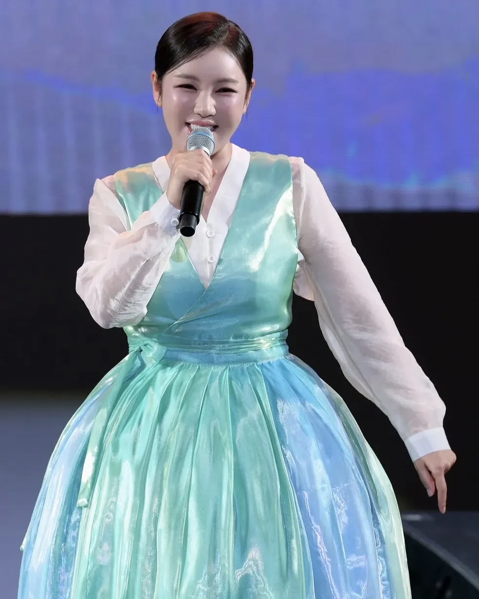 Foto kegiatan terbaru dari Song Gain