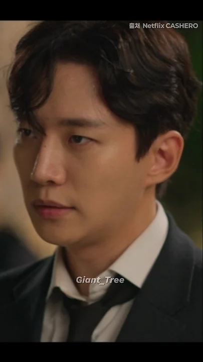 Foto kegiatan terbaru dari Lee Junho