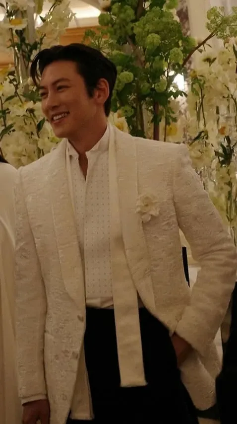 Today's popular wallpaper in Ji Changwook community