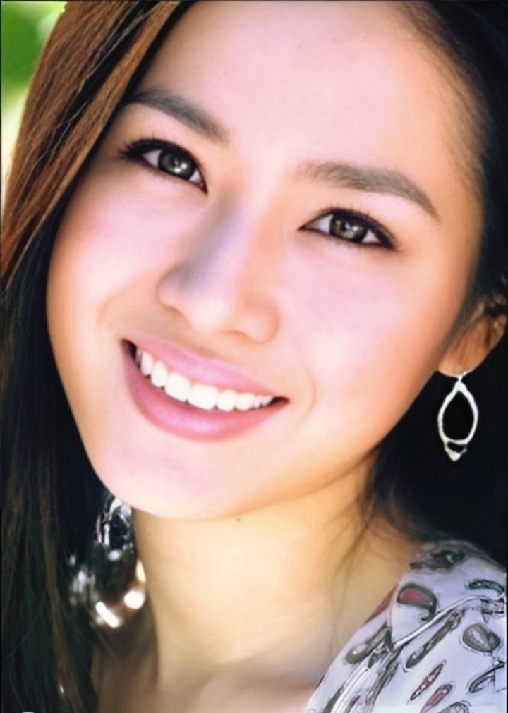 손예진의 최신 사진