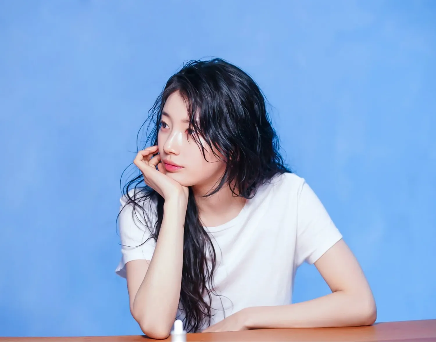 A moment captured by a fan of Bae Suzy