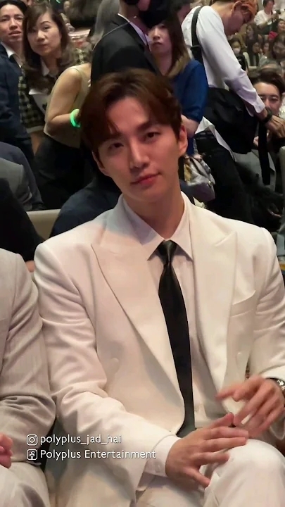 イ・ジュノの最新写真