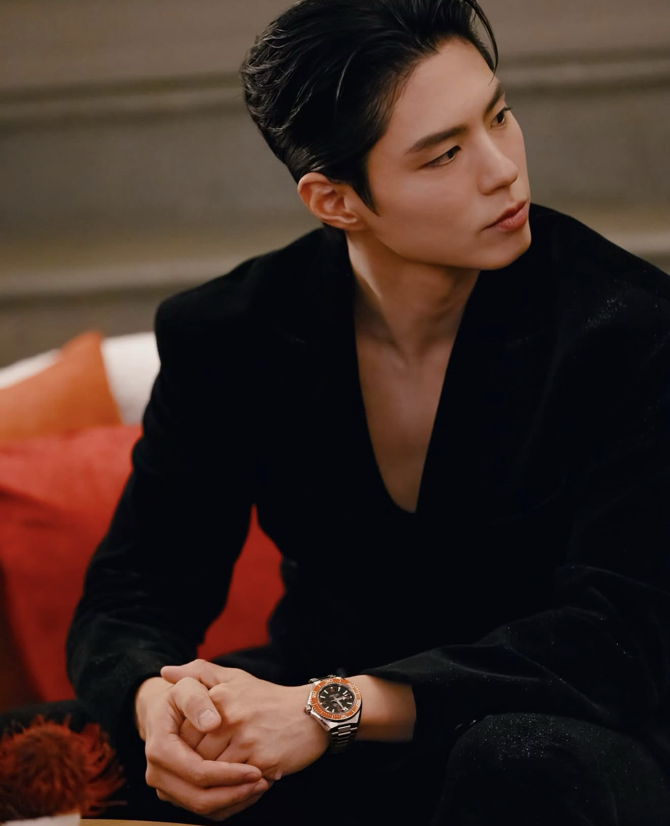 Recent activity shot of Park Bogum