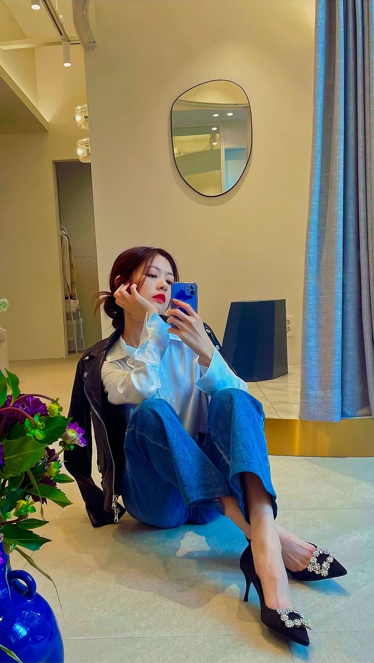 Emotional wallpaper shared by fans for Jung Somin