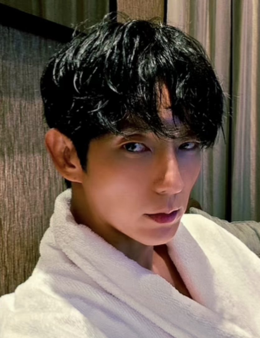 이준기 최근 활동샷