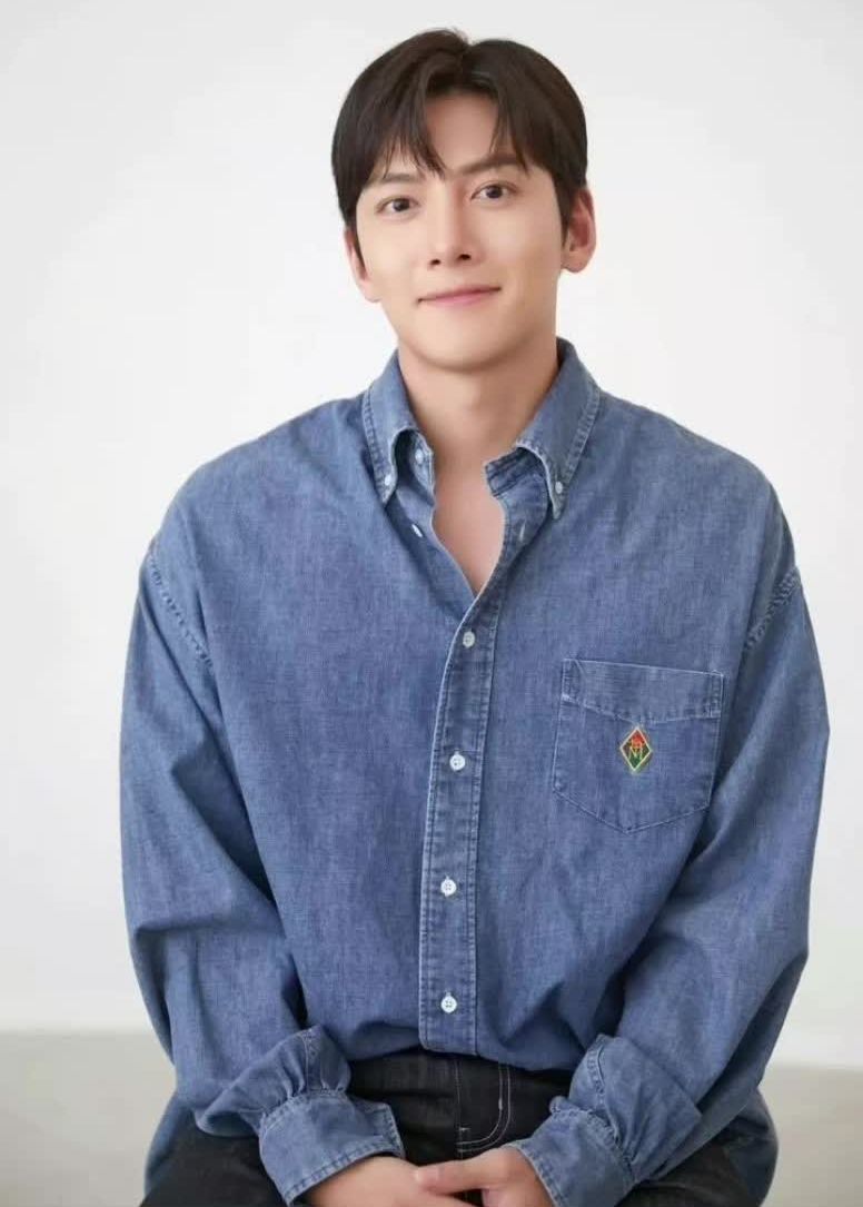 池昌旭的最新照片