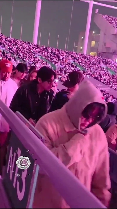 金泰亨 (V)社群今日人氣桌布