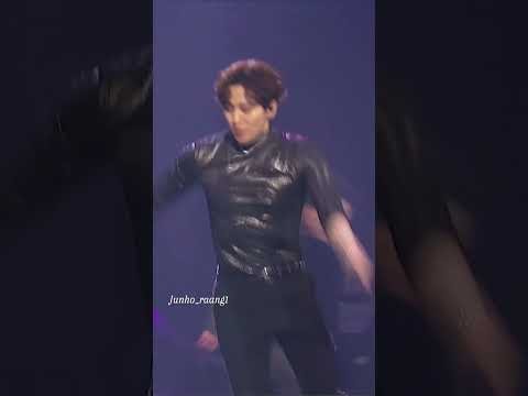イ・ジュノのビハインドカット