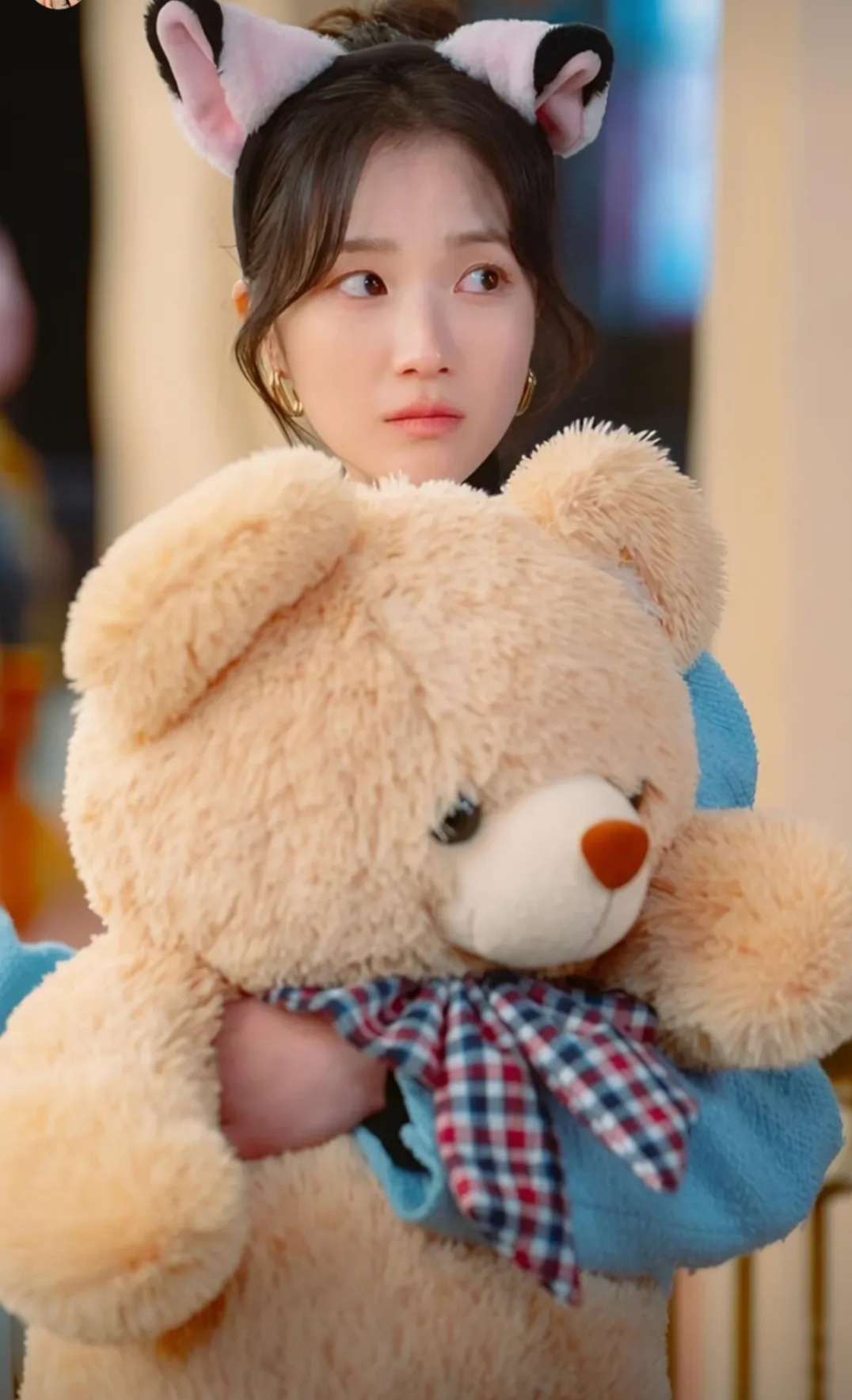 Recent activity shot of Kim Hyeyoon