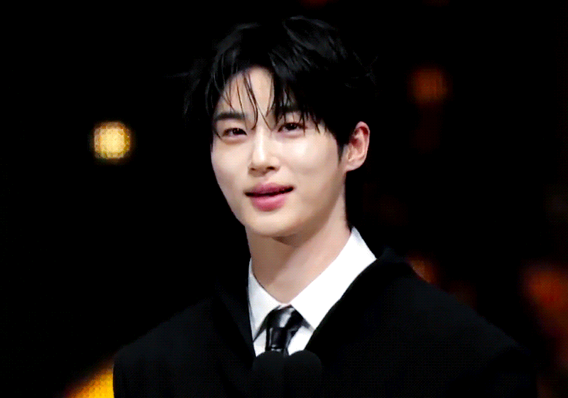 A moment captured by a fan of Byeon Wooseok