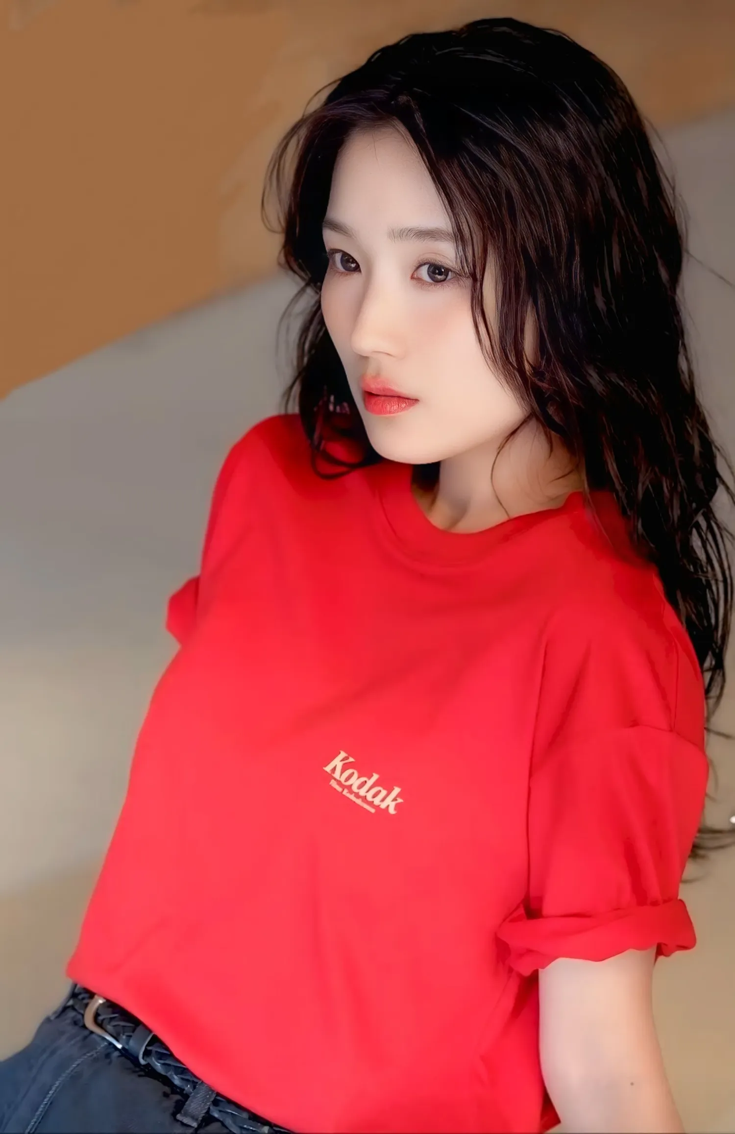 Recent activity shot of Kim Hyeyoon