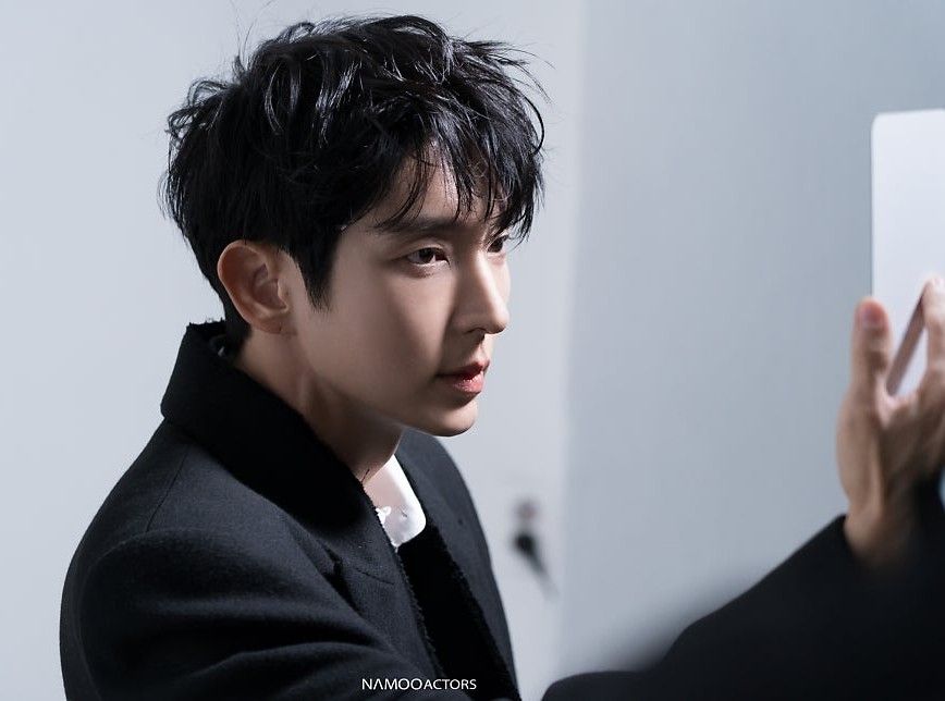 Foto terbaru dari Lee Joongi