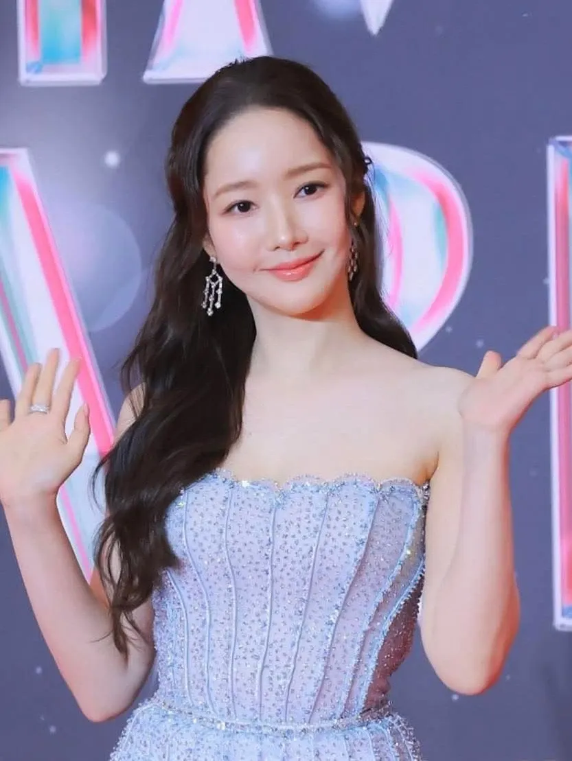 朴敏英的近期活動照