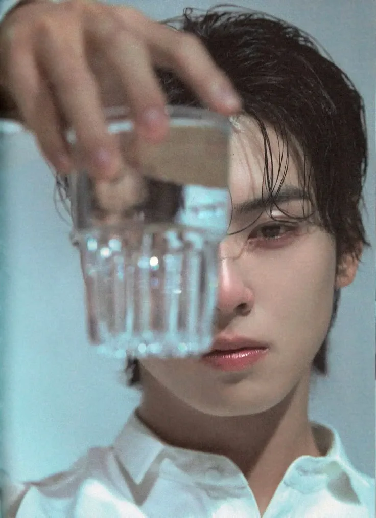 Latest photo of Cha Eunwoo