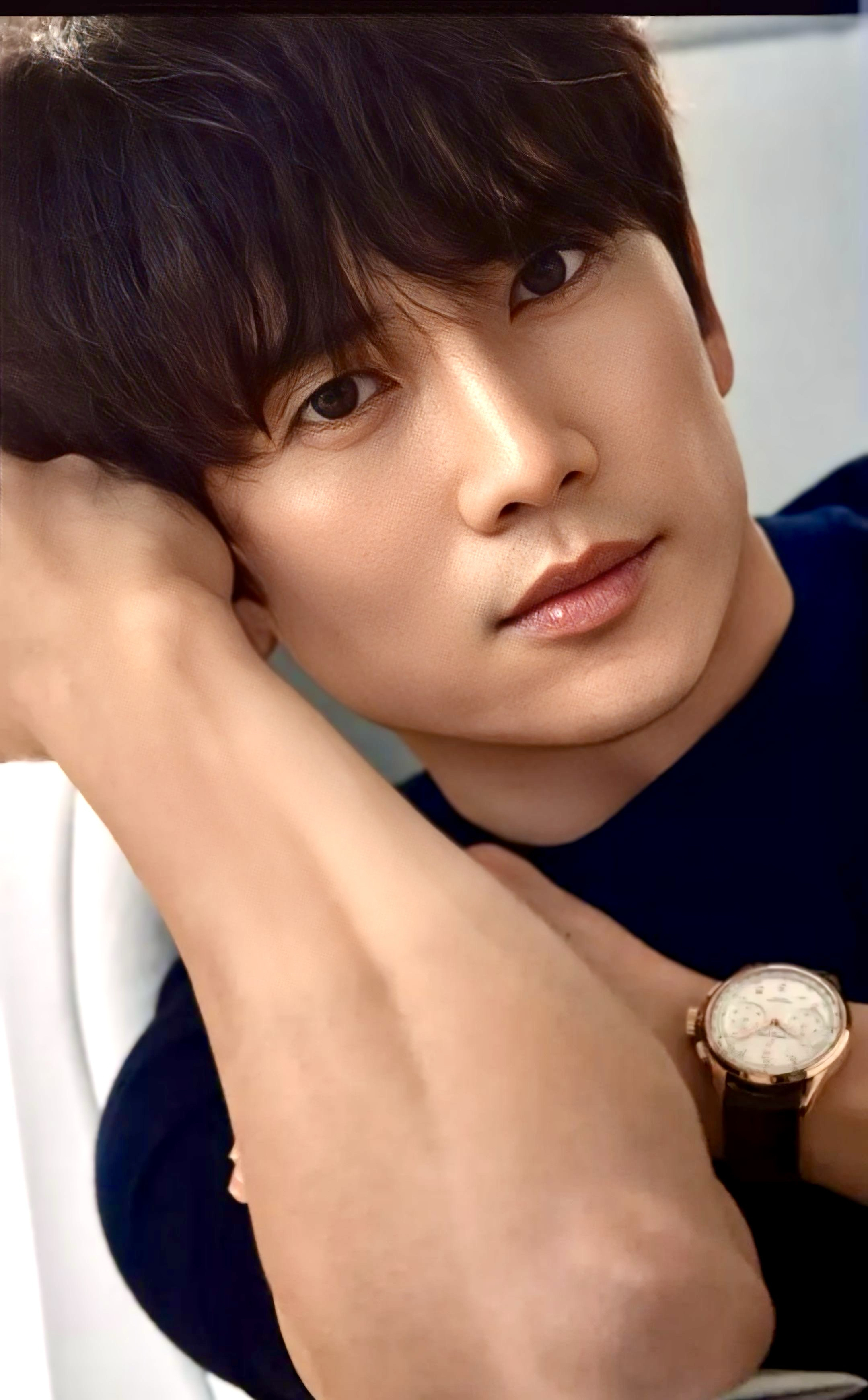 Recent activity shot of Ji Sung