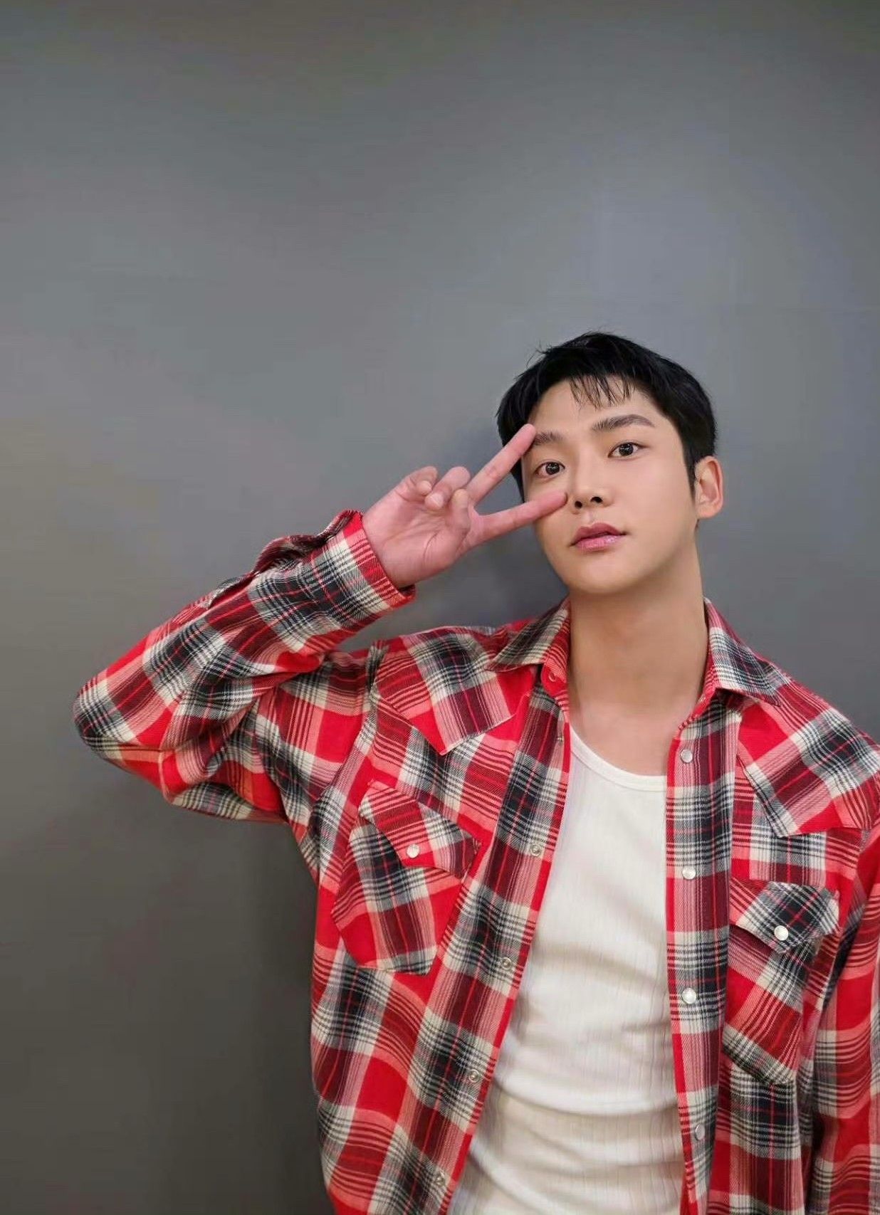 Latest photo of Rowoon