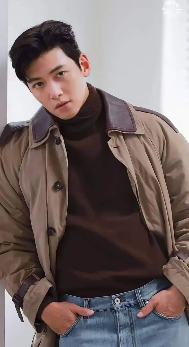 Latest photo of Ji Changwook