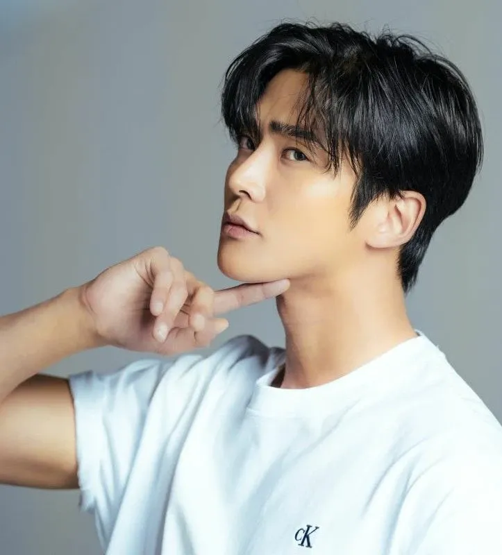 Momen yang diabadikan oleh penggemar Rowoon