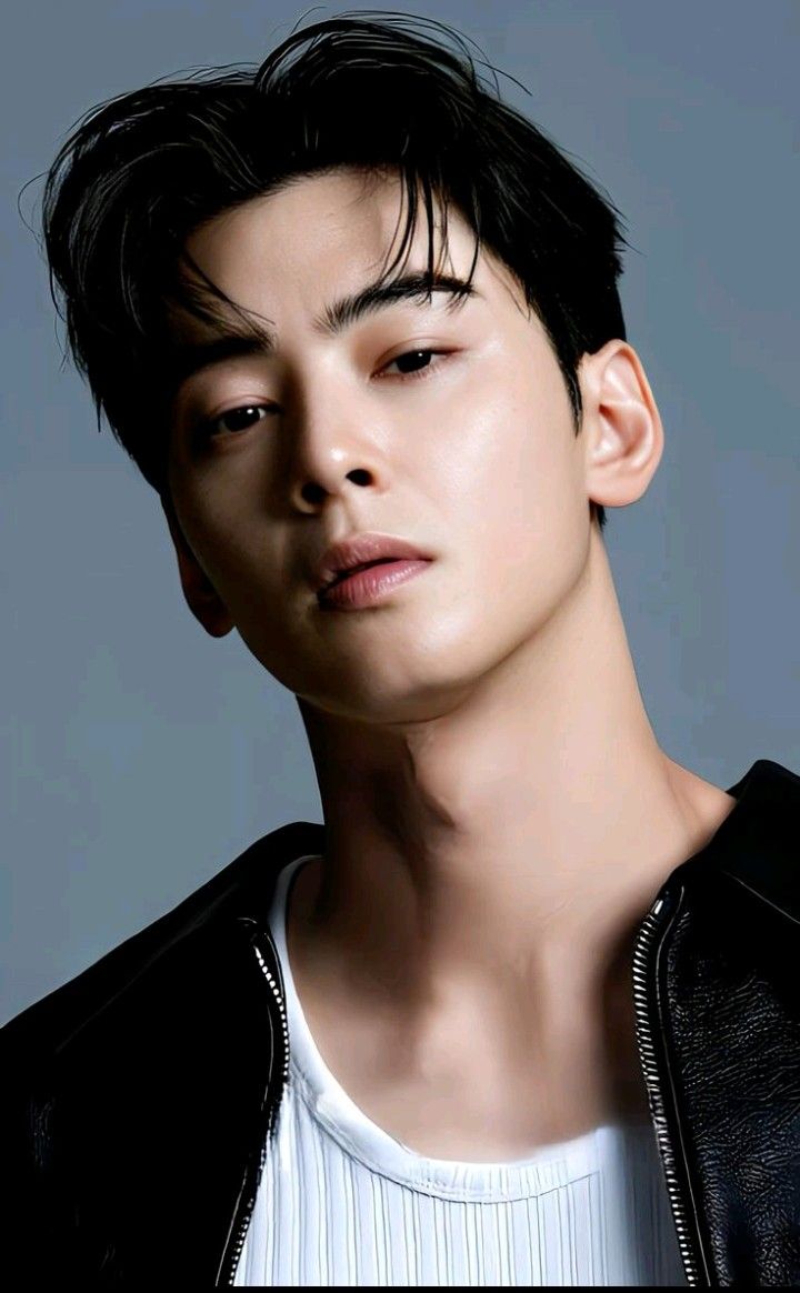 Behind-the-scenes cut of Cha Eunwoo