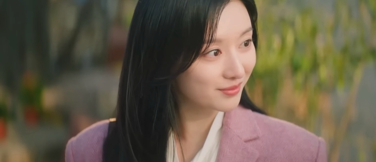 A moment captured by a fan of Kim Jiwon