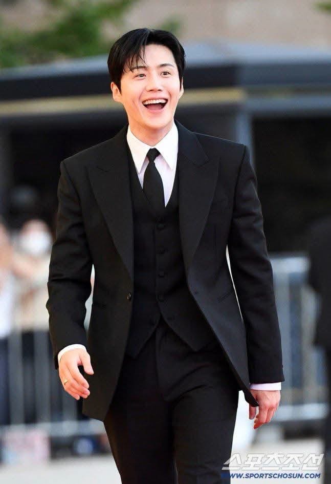 A moment captured by a fan of Kim Seonho