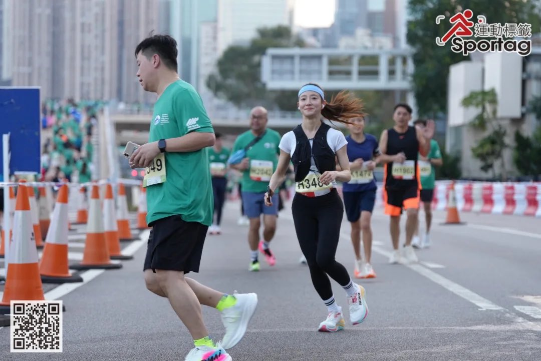 A moment captured by a fan of Lee Seyoung