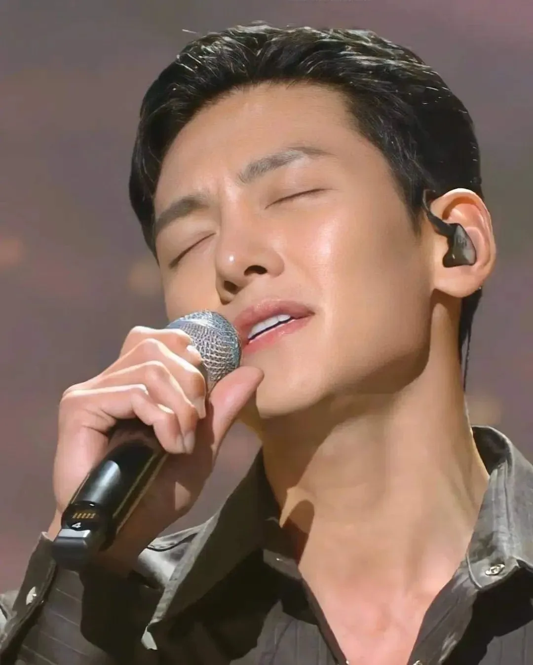 A moment captured by a fan of Ji Changwook