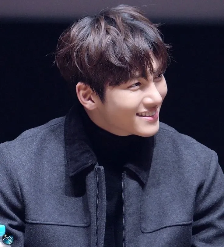 A moment captured by a fan of Ji Changwook