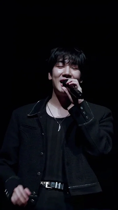 Special wallpaper made by Choi Sooho's fans