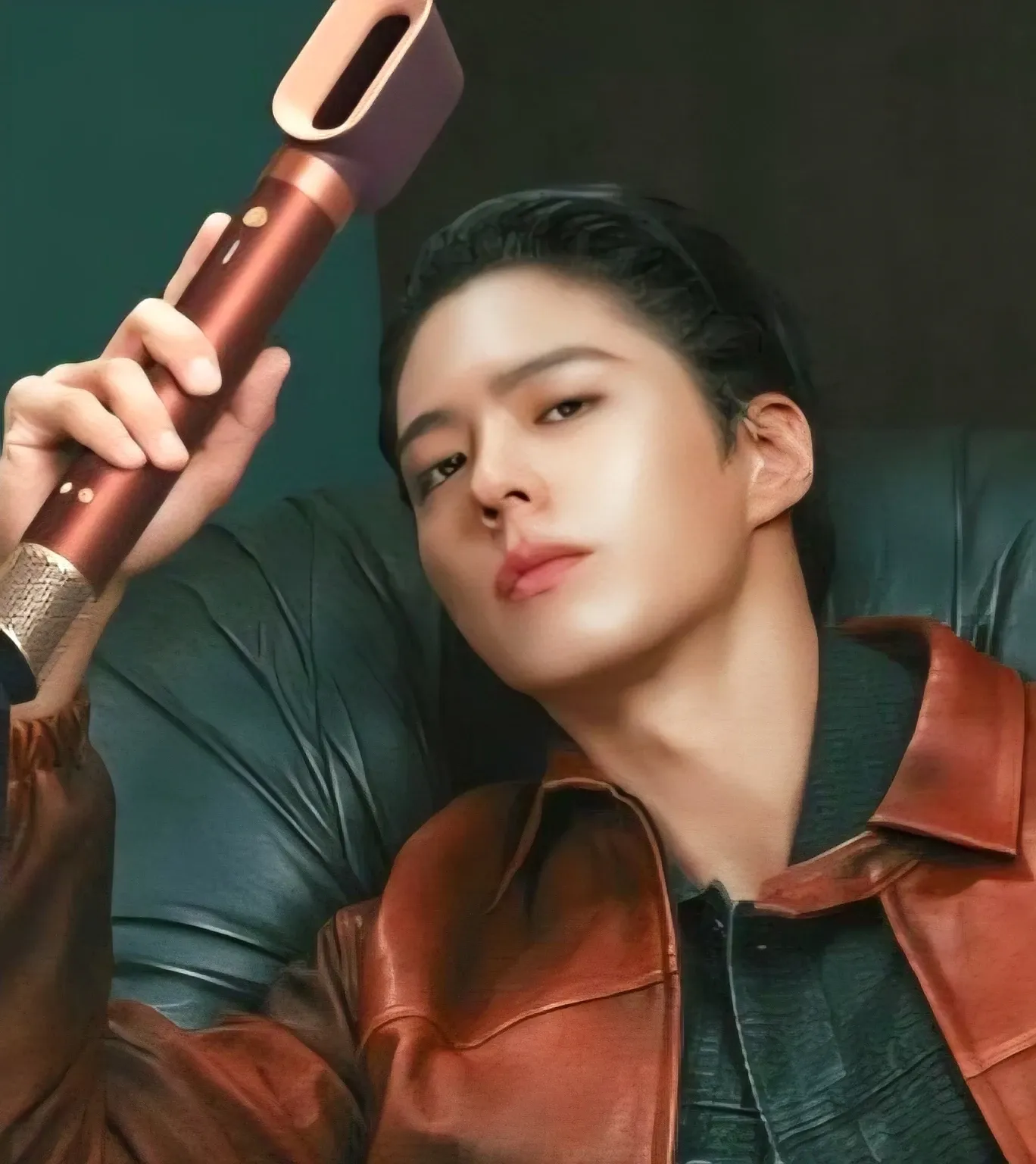 A moment captured by a fan of Park Bogum