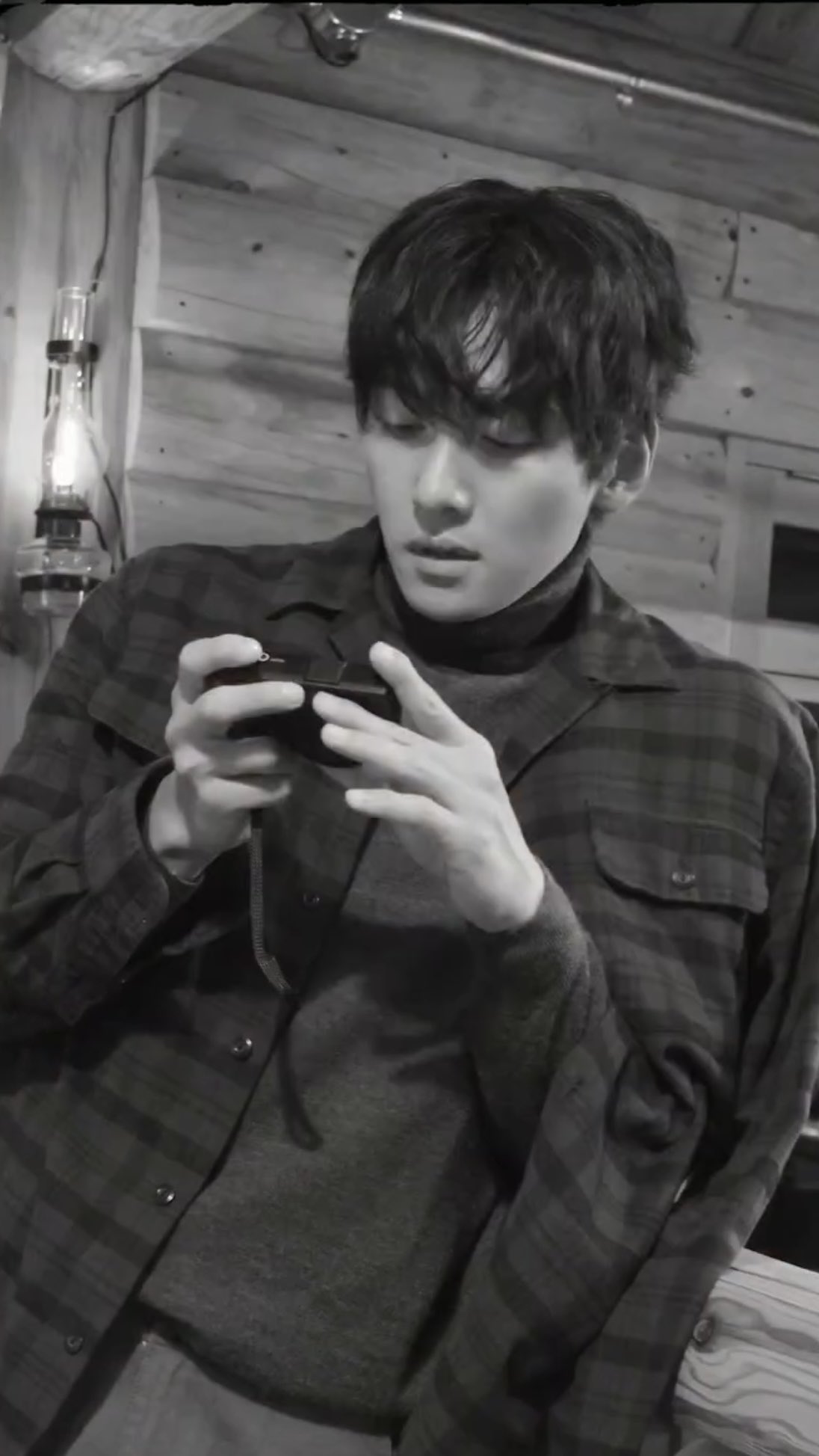 粉絲拍下的池昌旭瞬間