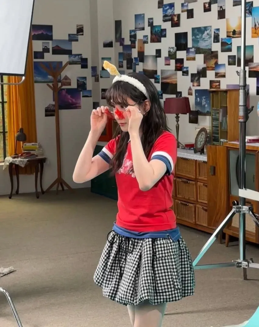 Behind-the-scenes cut of Park Eunbin