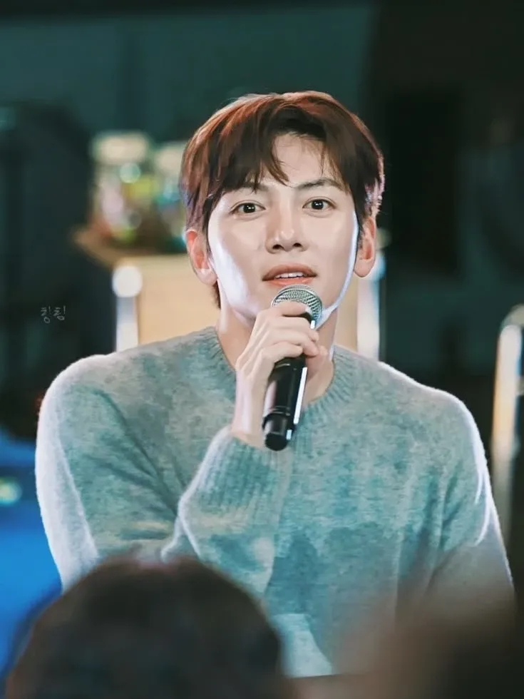 Latest photo of Ji Changwook