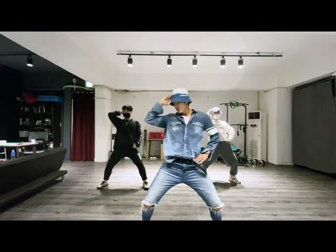 Latest photo of Lee Joongi