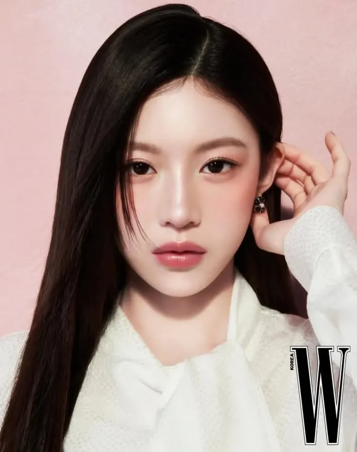 Behind-the-scenes cut of Go Younjung
