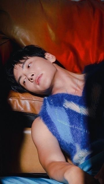 Behind-the-scenes cut of Ji Changwook