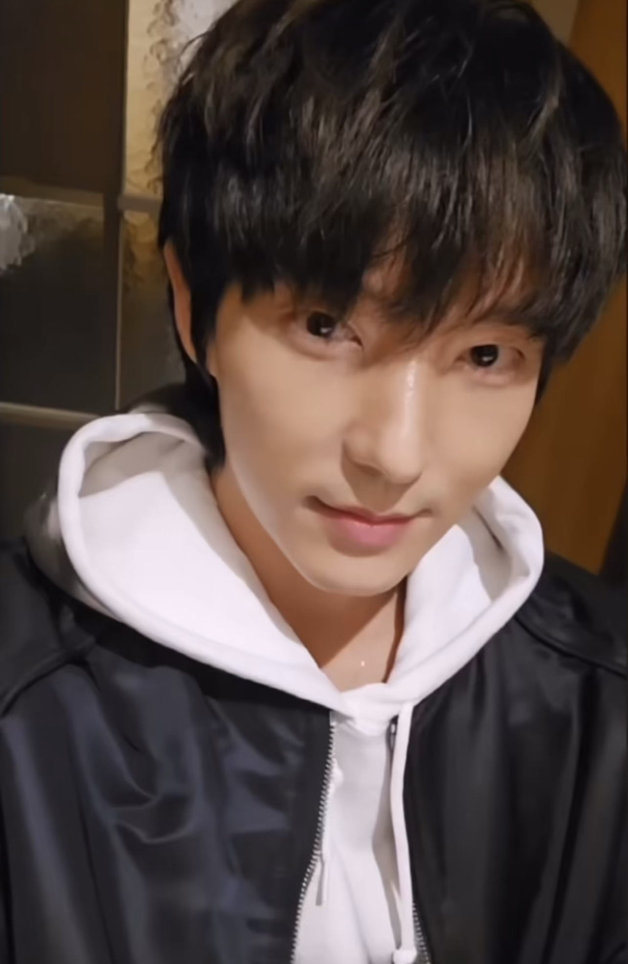 Latest photo of Lee Joongi