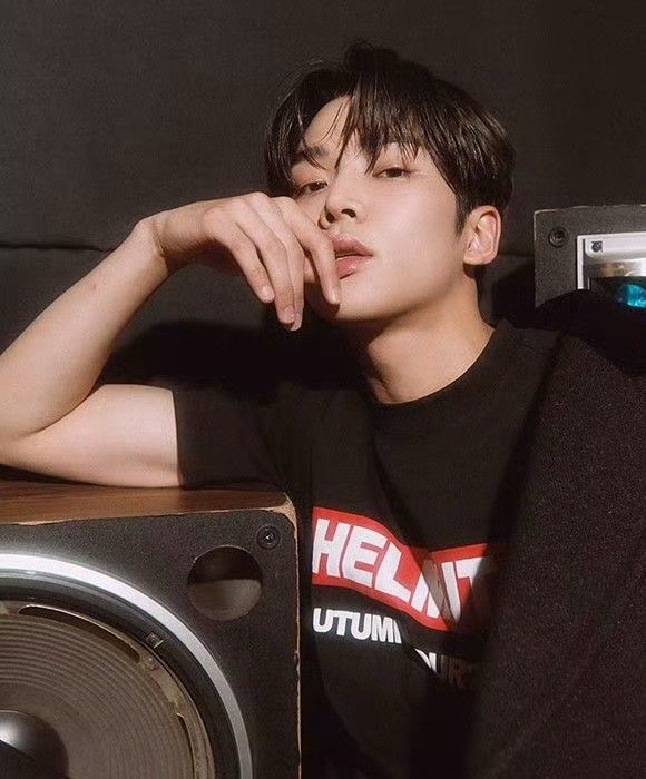 路云的最新照片