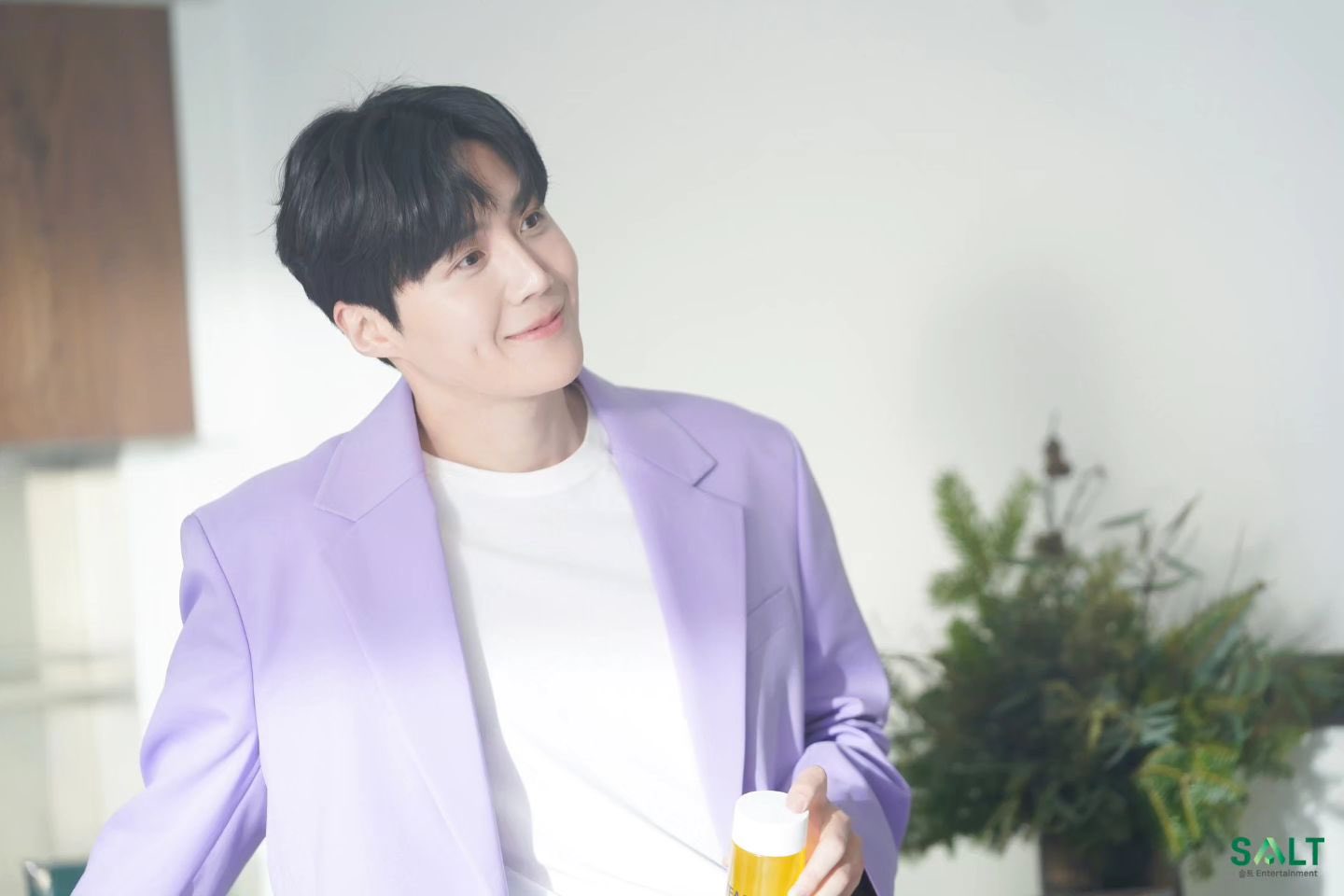 金宣虎的最新照片