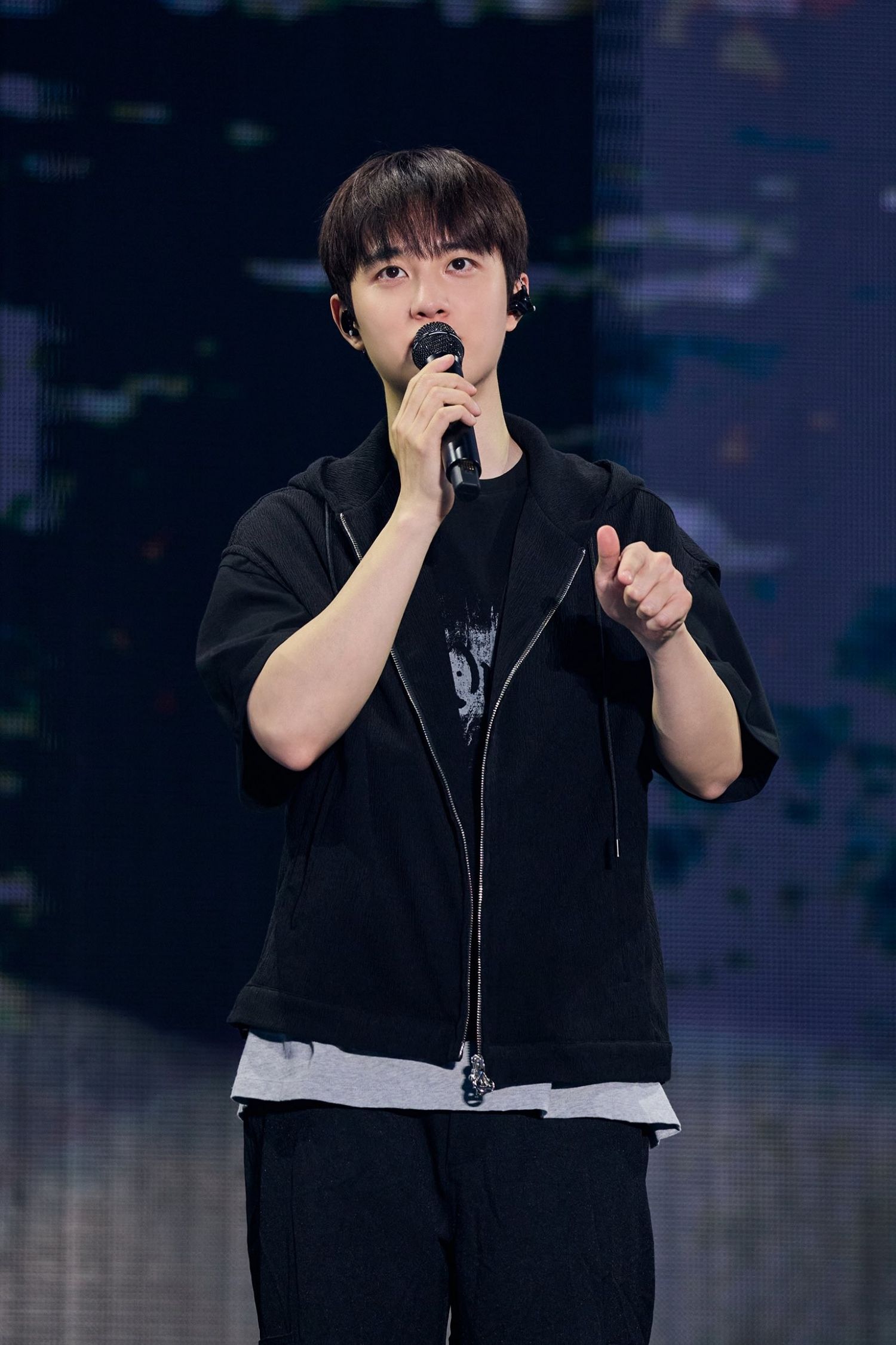 粉絲拍下的都暻秀 (D.O.)瞬間